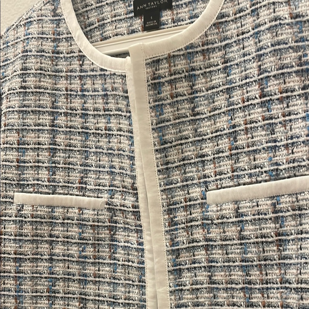 Ann Taylor Blue and White Tweed Jacket - Picture 8 of 10